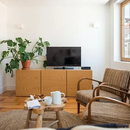 Plum Guide - Lemon Zing Apartment *